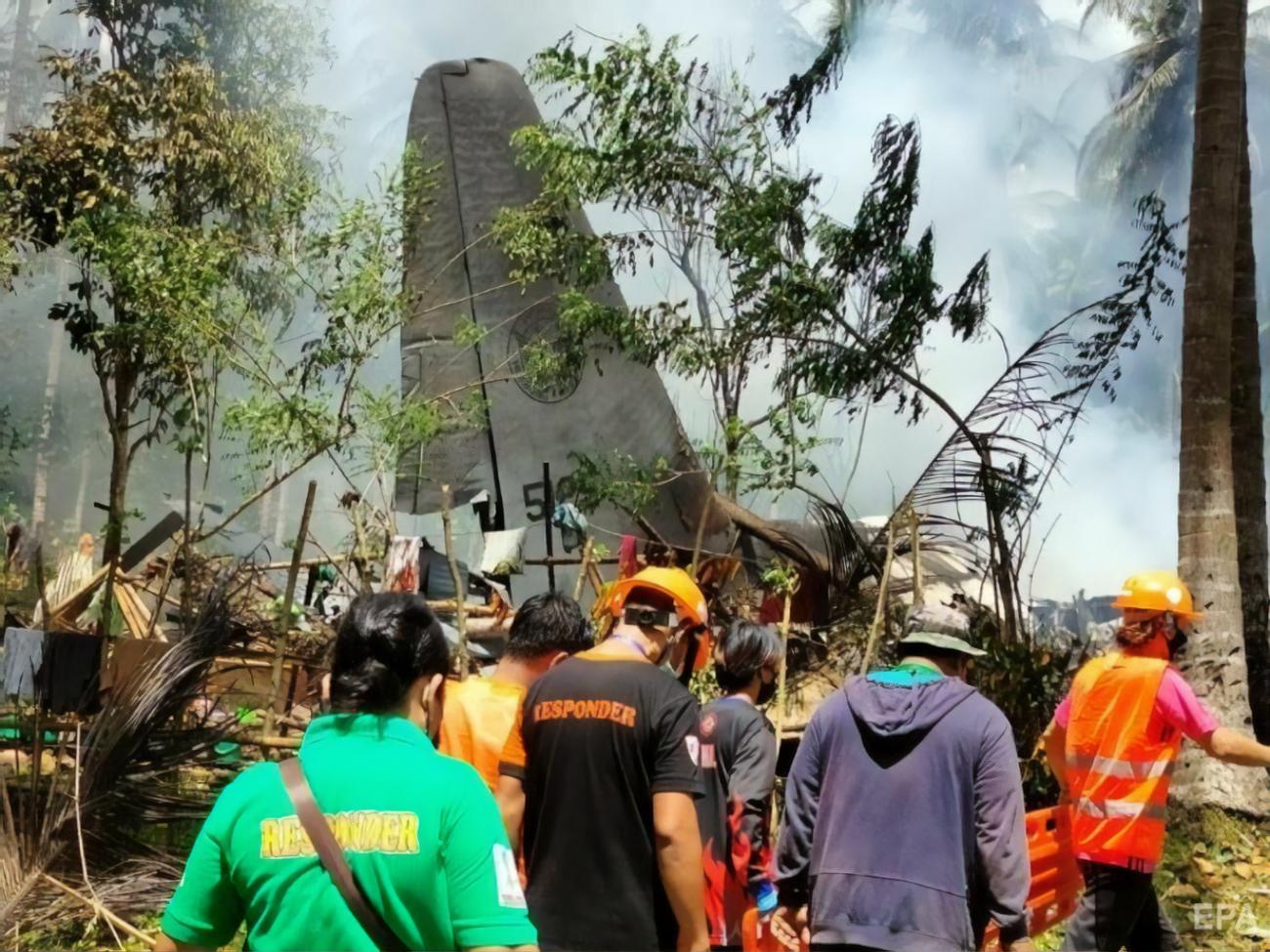 Крушение самолета ВВС Филиппин: число погибших возросло до 47-ми (видео)