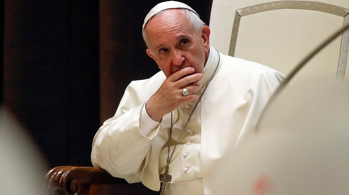 Папа Римский в больнице, его прооперируют