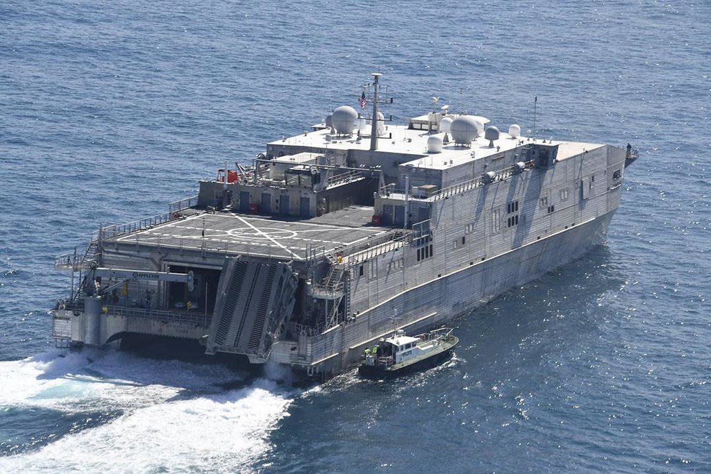 В Черное море направился корабль ВМС США Yuma