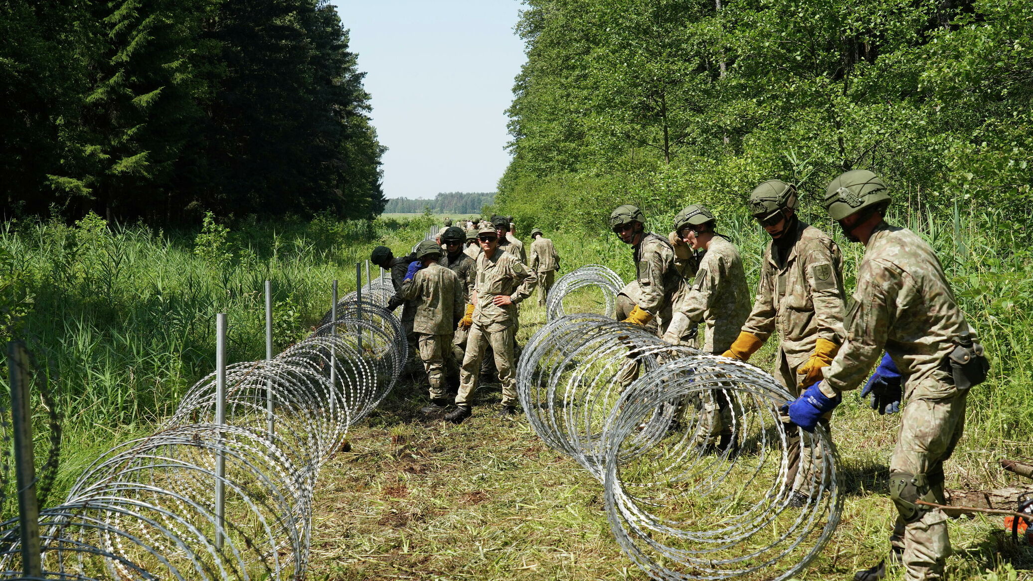 ЕС начал срочную операцию на границе Литвы и Беларуси
