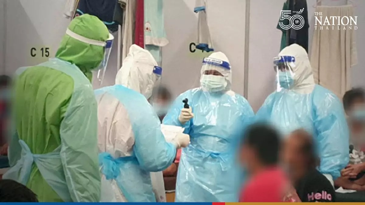 В Таиланде пациенты устраивали оргии в полевом COVID-госпитале - СМИ