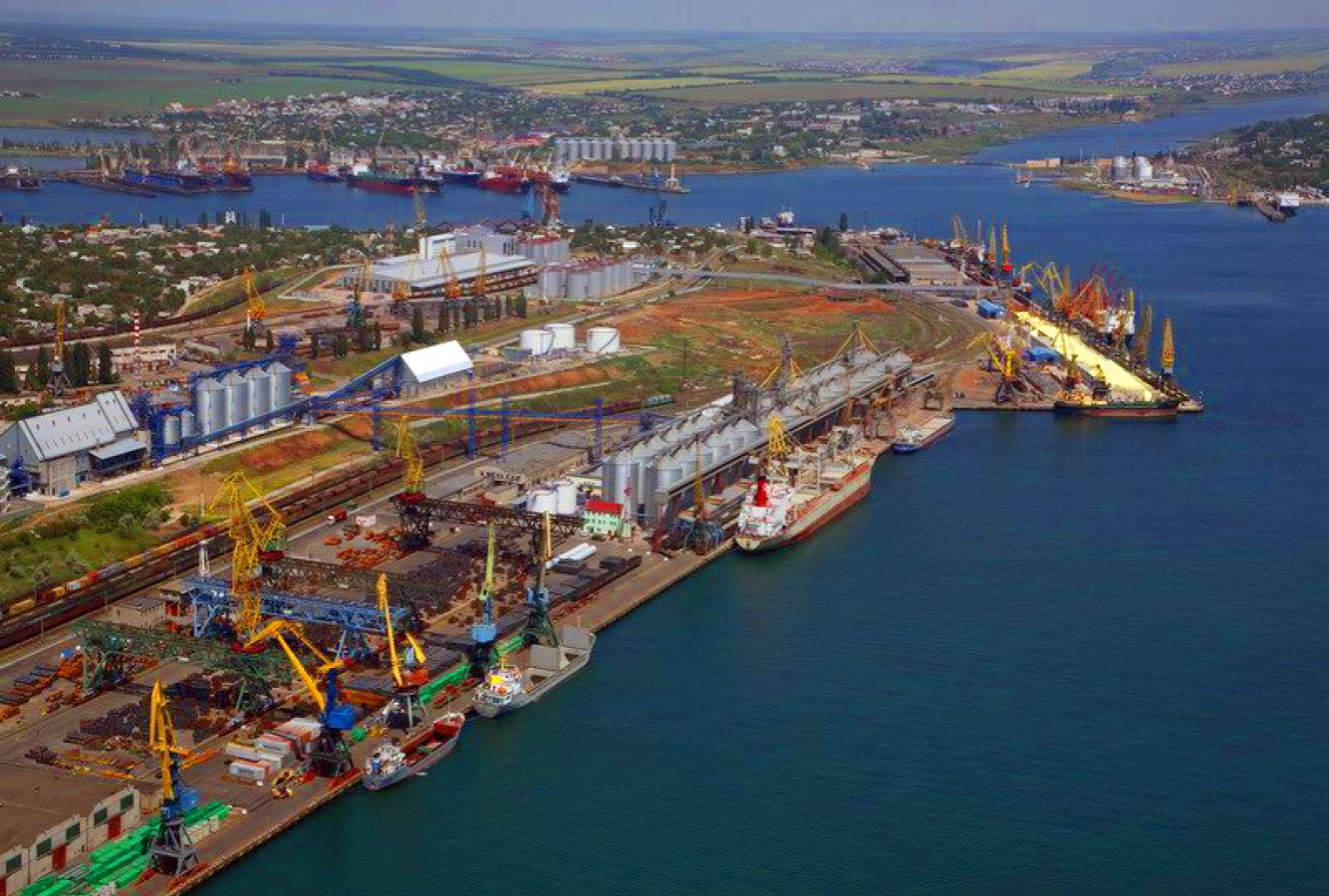 «Нет денег на зарплату»: работников порта Черноморска переведут на трехдневную рабочую неделю