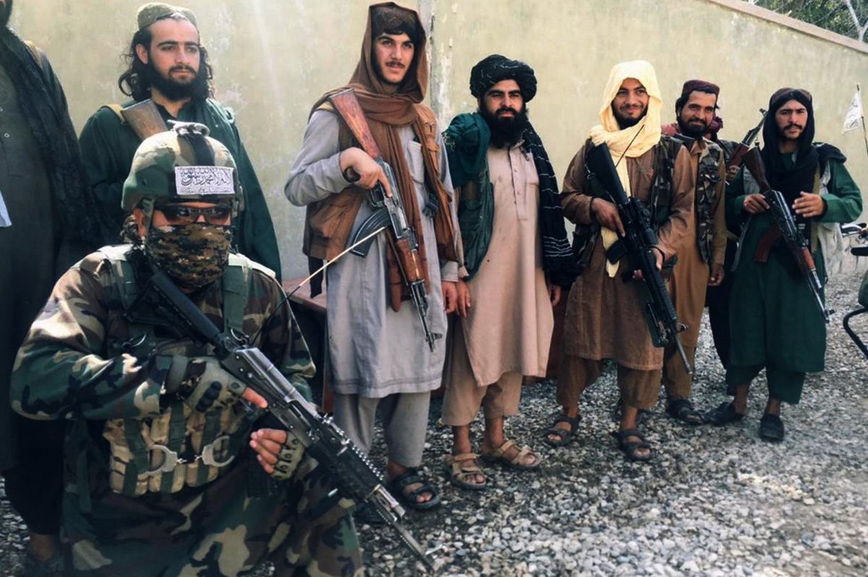 Талибы захватили боевую технику США на сумму 85 миллиардов долларов — СМИ