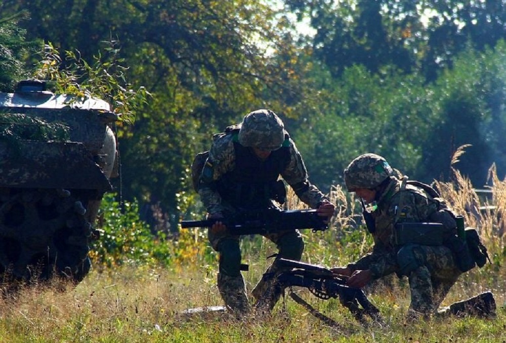 Украинские и американские военные отработали «освобождение территорий от врага»