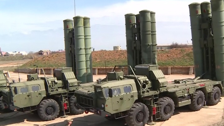 Начались поставки ракетного комплекса С-500 в армию России