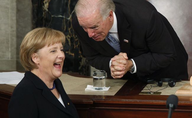 Меркель отклонила первый звонок Байдена в качестве лидера США — СМИ