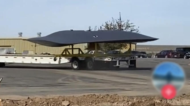 The Aviationist: появилось видео с неизвестным самолетом около военного объекта в США