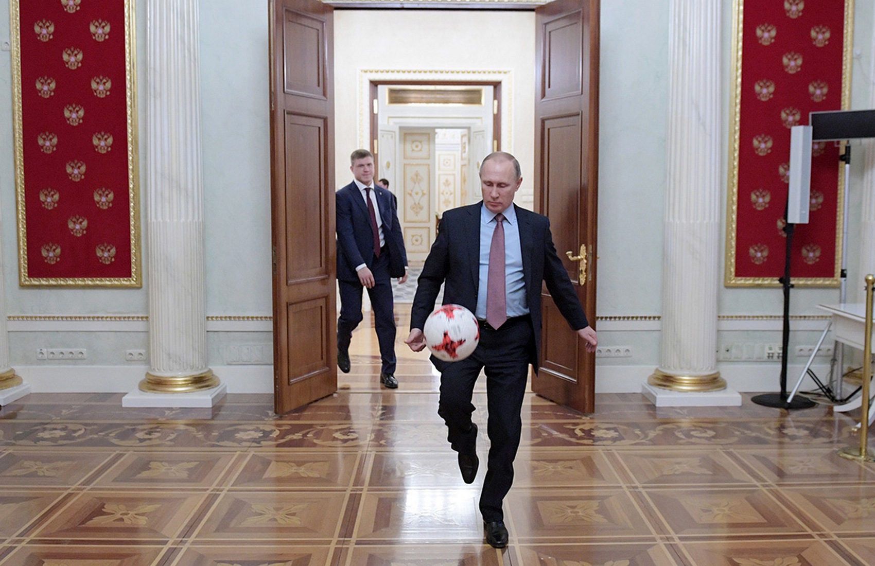 Путин предложил организовать в России новый ЧМ по футболу