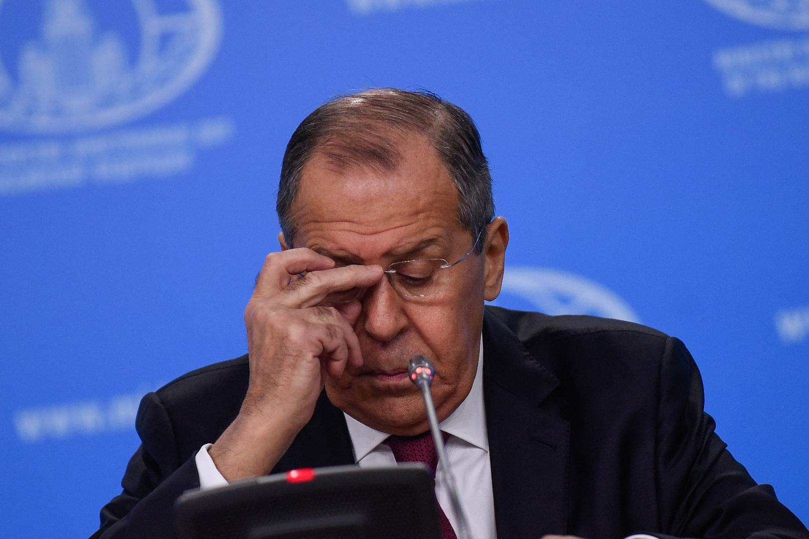 «Молча отводят глаза»: Лавров утверждает, что Украина оскорбляет Германию и Францию
