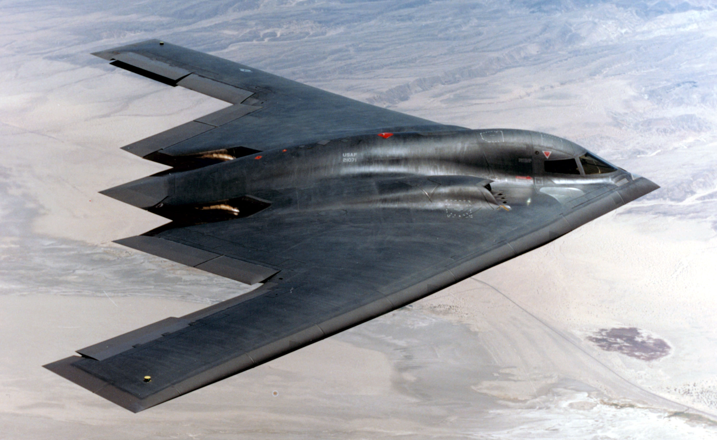 Американский бомбардировщик B-2 Spirit совершил аварийную посадку