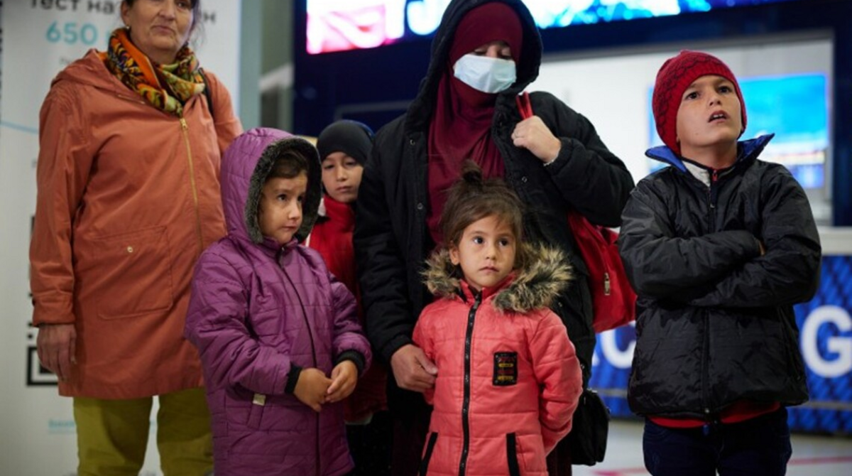 Из сирийского лагеря в Украину эвакуировали крымчанку с четырьмя детьми