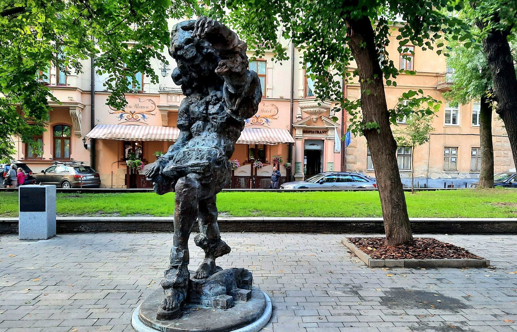 Петиция о демонтаже памятника Моцарту во Львове набрала необходимые голоса