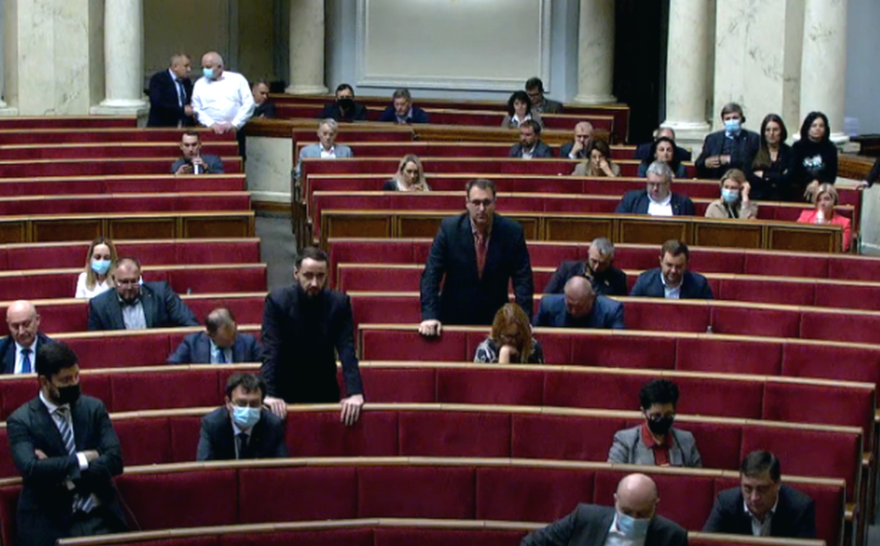 Заседание ВР, посвящённое пенсионному законодательству, пришлось закрыть из-за отсутствия нардепов