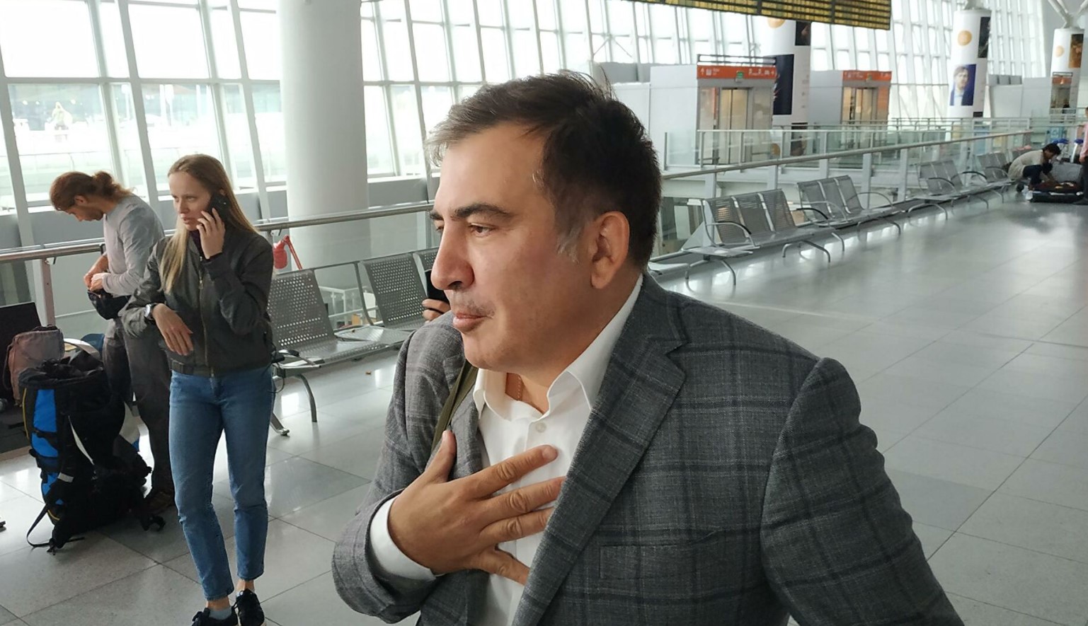 Саакашвили въехал в Грузию в вентиляционной кабине трейлера по перевозке зелени — СМИ