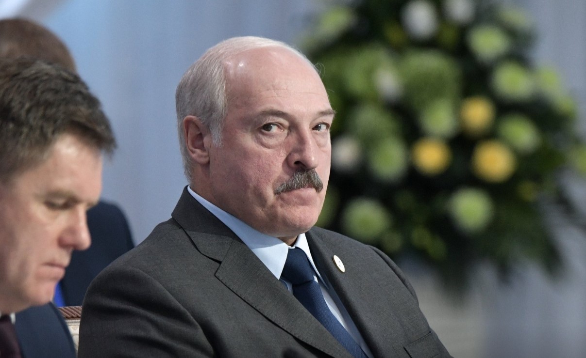 В МИД Франции обвинили семью Лукашенко в организованной торговле людьми