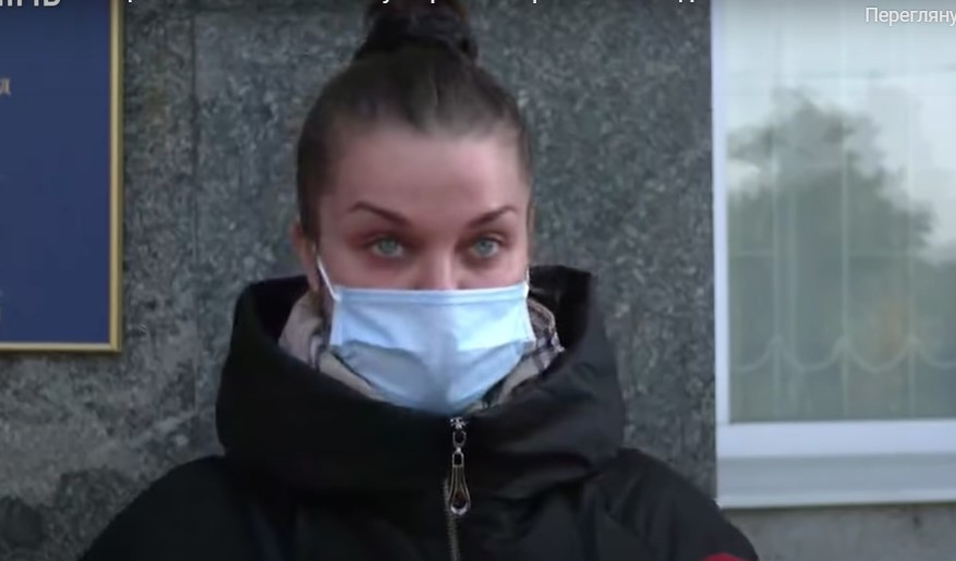 Убийство в Чернигове: мать подозреваемого заявила, что первым ударил полицейский (видео)