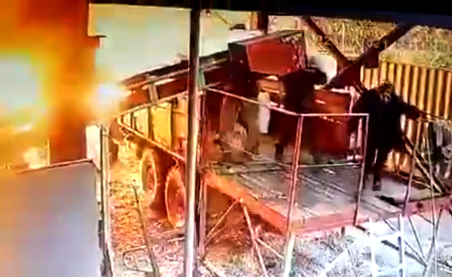 Появилось видео момента взрыва в цехе с порохом под Рязанью