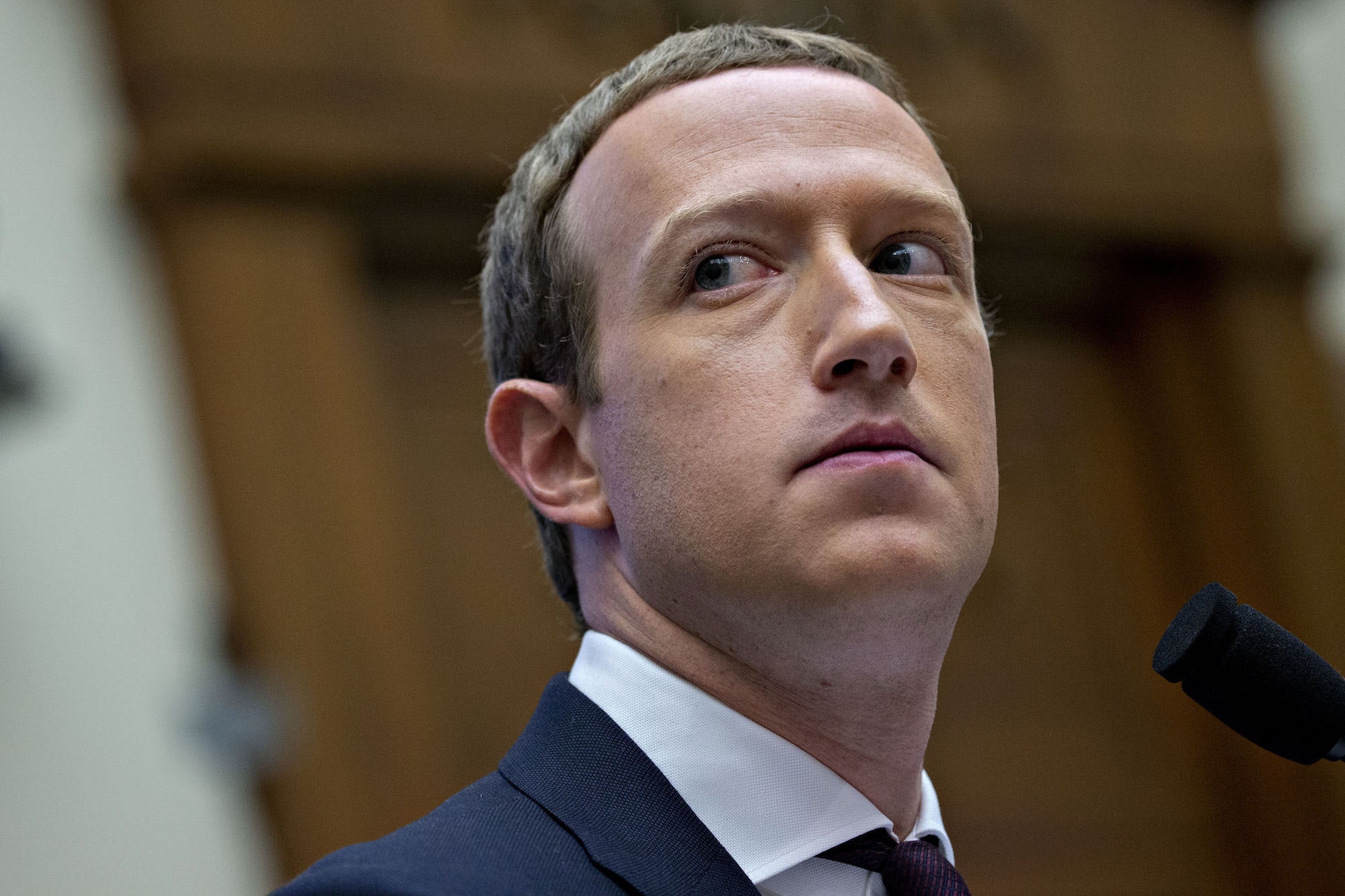 Утечка данных, саботаж или обвинения в разжигании ненависти: что на самом деле стало причиной сбоя Facebook