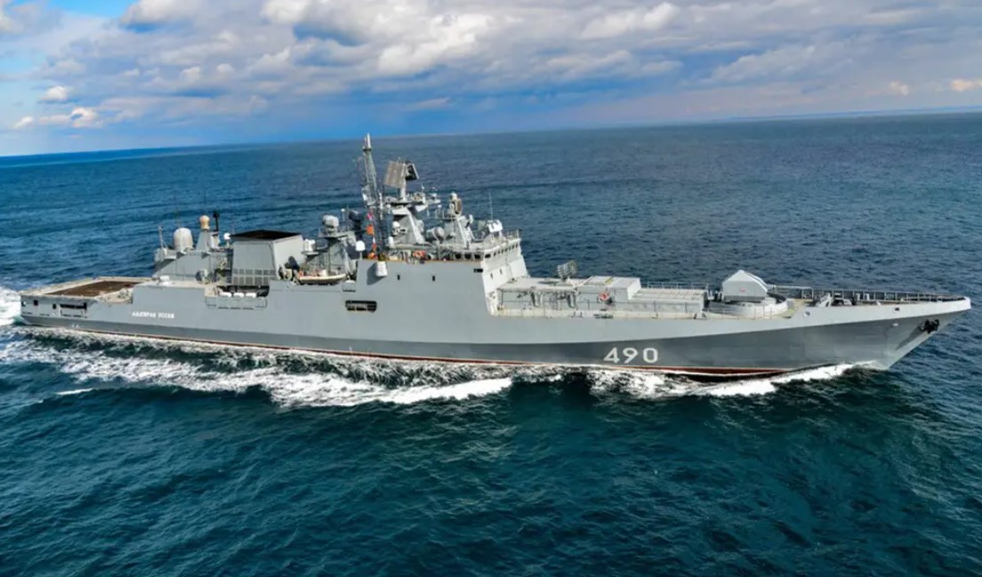 Фрегат РФ отразил «ракетный удар» по Крыму на фоне захода кораблей США в Черное море