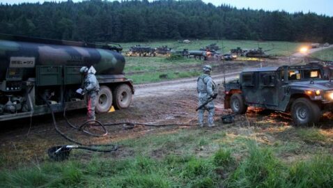 Группа румынских рабочих похитила с военной базы США дизельное топливо на сумму 2 млн долларов