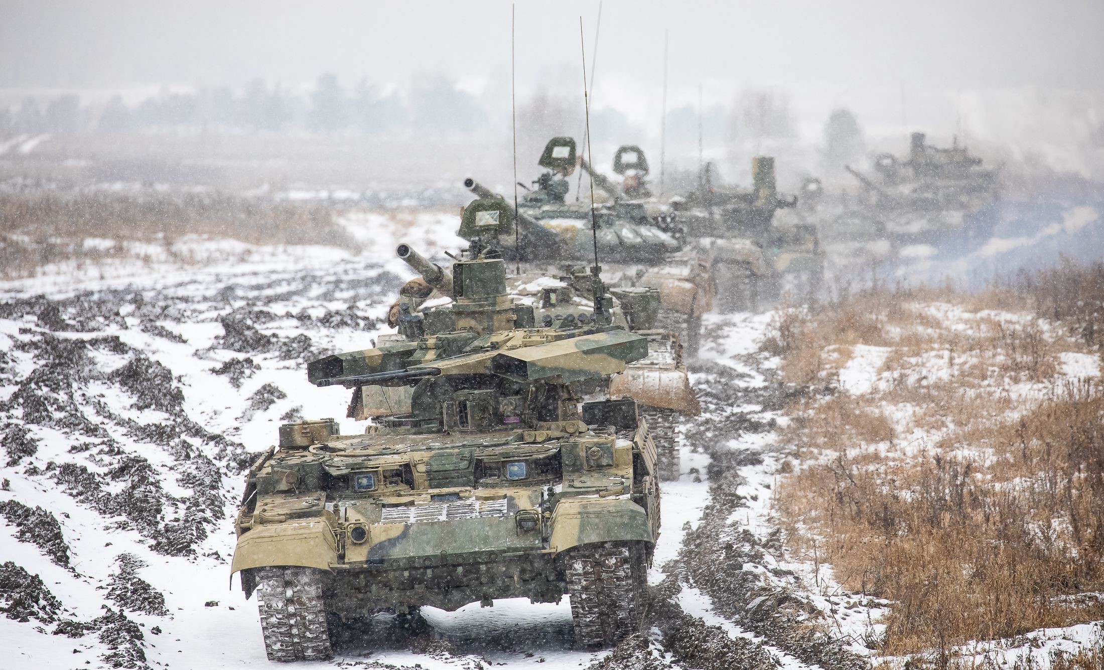 The Washington Post: РФ продолжает перебрасывать к границе с Украиной войска из других регионов