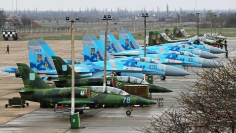 Раскрыто число боевых самолетов и вертолетов ВВС Украины