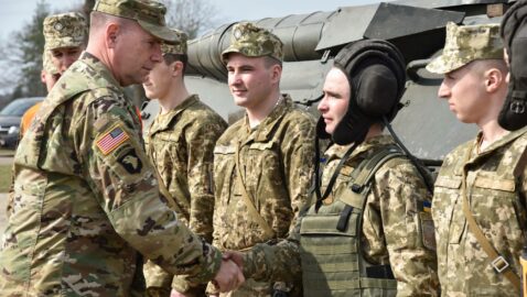 The Week: Запад не станет помогать марионеточной Украине в отражении вторжения РФ
