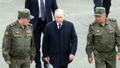 Путину предлагают военные варианты реакции «на случай ухудшения обстановки вокруг Украины»