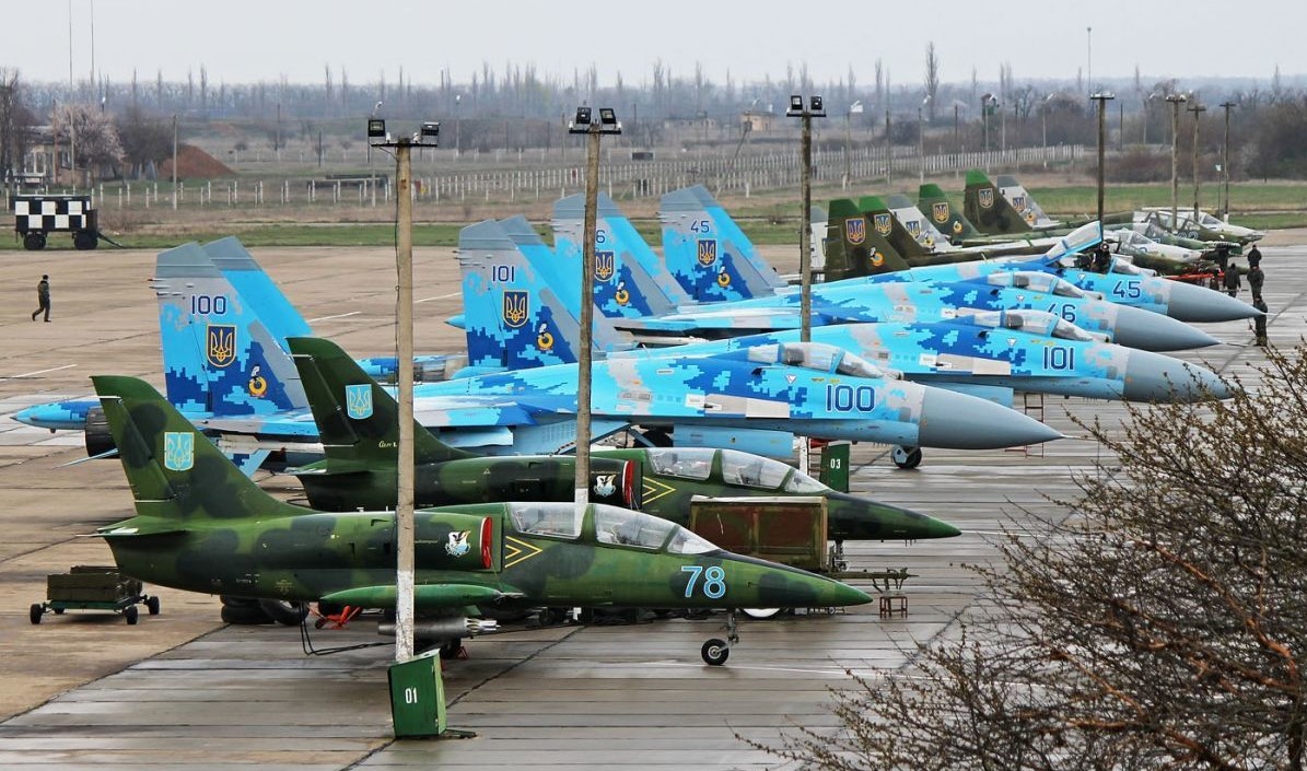 Forbes: лучшие украинские военные летчики готовятся к воздушной войне с Россией, но бои будут недолгими