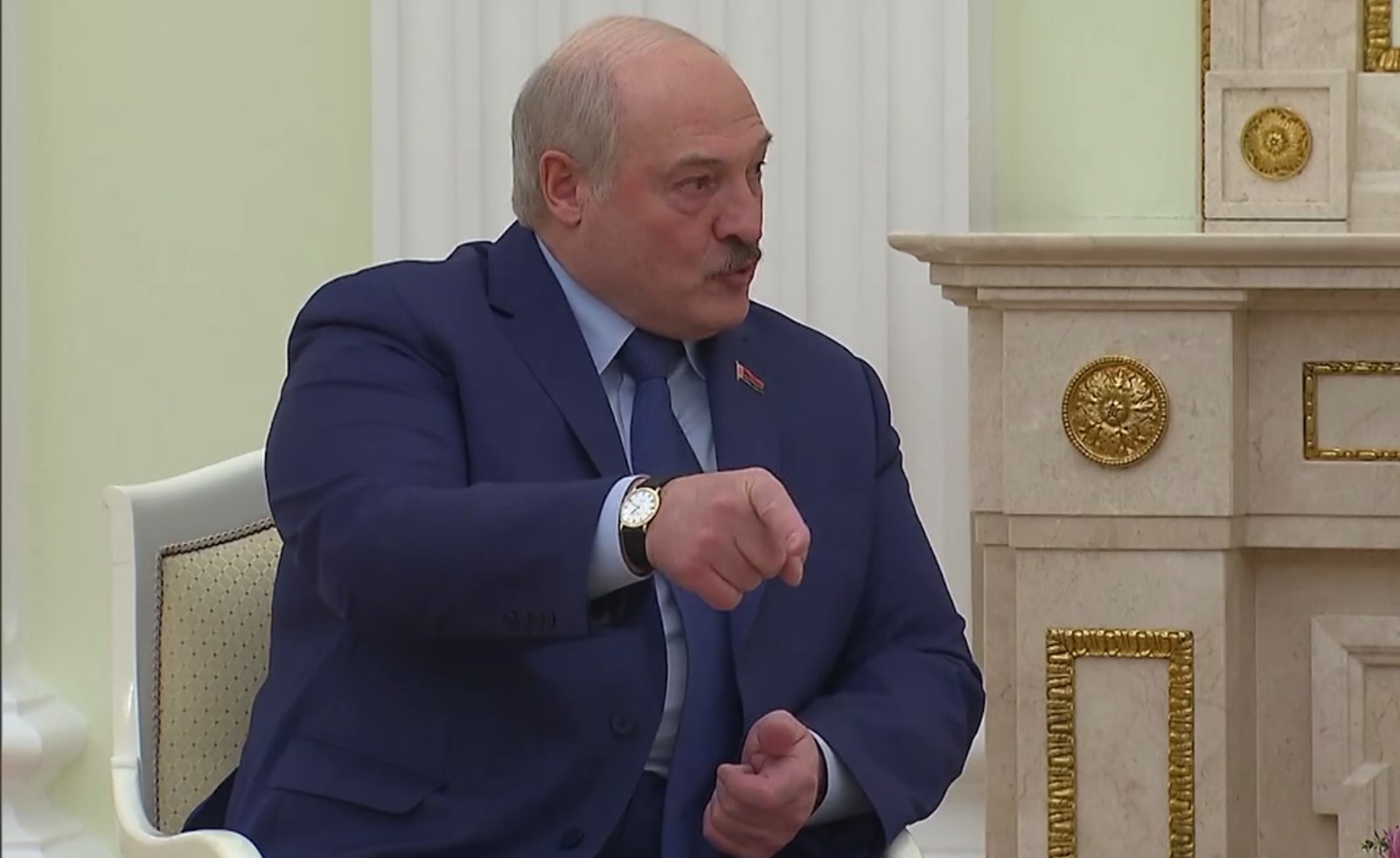 Лукашенко обвинил Украину в планах по нападению на Беларусь