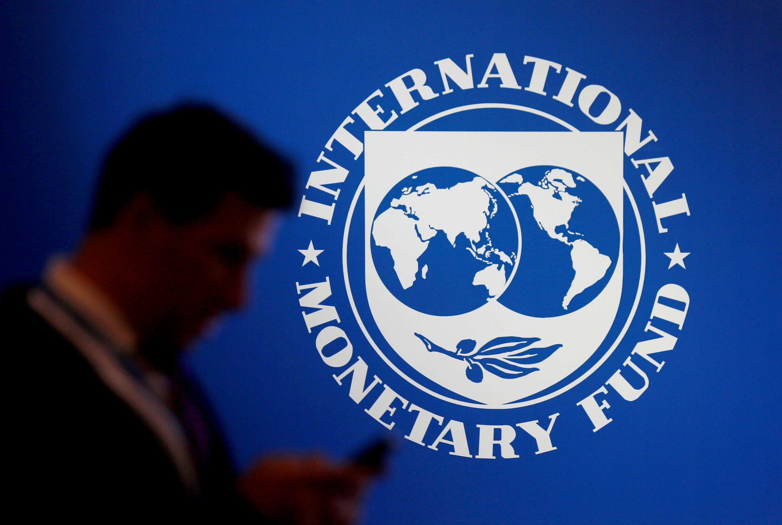«Дефицит надо финансировать»: Украина запросила у G7 и МВФ 50 млрд долларов на полгода
