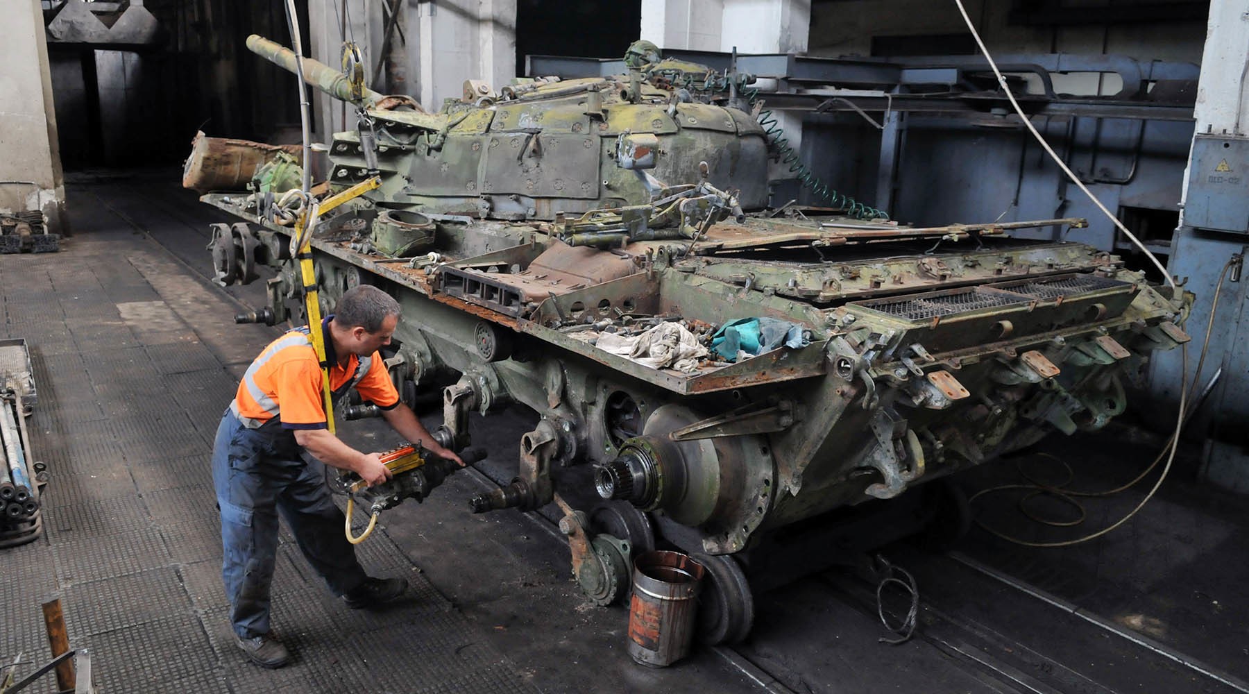 Чехия согласилась ремонтировать повреждённую украинскую технику на своих оружейных заводах