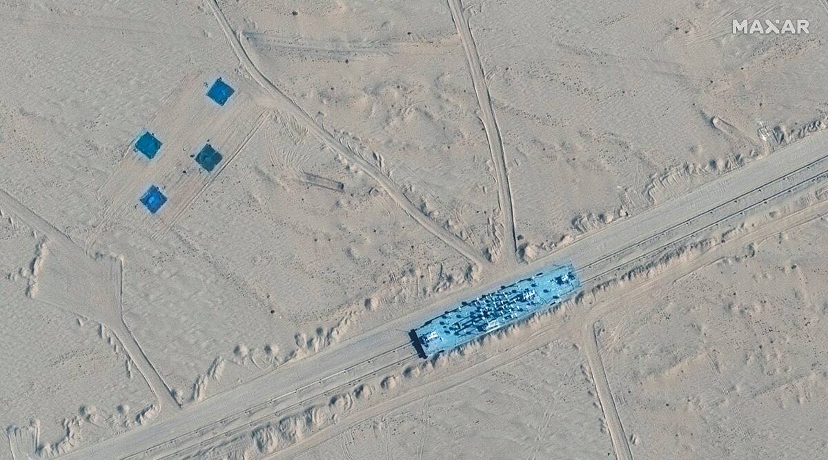 Китай строит в пустыне копии военных баз США для отработки ракетных ударов (фото) - 4 - изображение