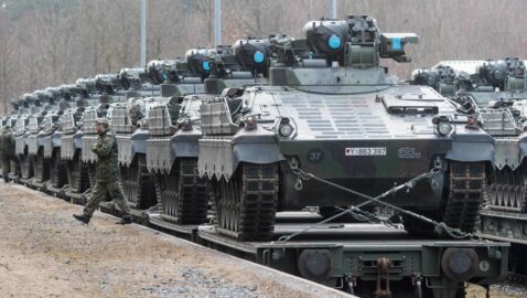 Германия отказалась поставлять Украине БМП и танки