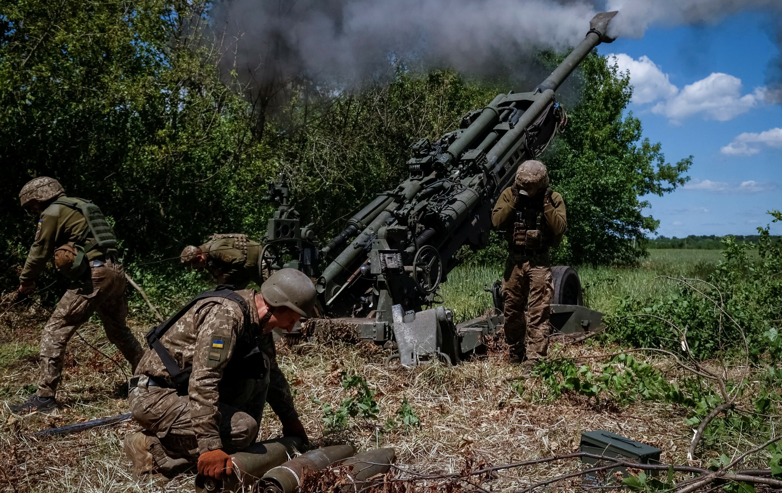Пентагон пожаловался на «неприемлемо низкий» уровень запасов 155-мм снарядов из-за их массовых поставок Украине
