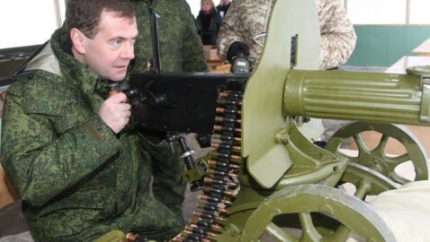 «Нынешние ультиматумы — детская разминка»: Медведев заявил, что Россия будет требовать от Украины тотальной капитуляции