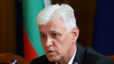Болгария отказалась поставлять Украине тяжелое вооружение