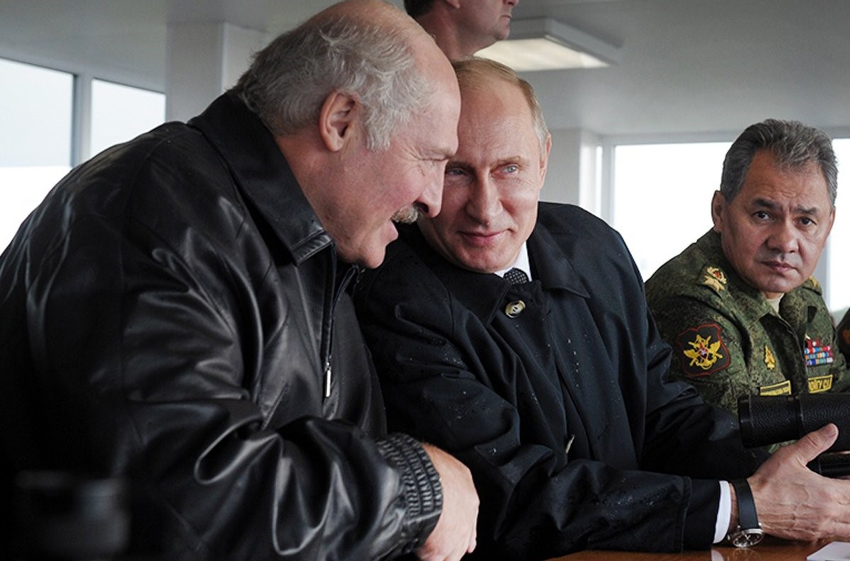 «Есть угроза нападения на Беларусь с территории Украины»: Путин и Лукашенко договорились о развёртывании совместной региональной группировки войск